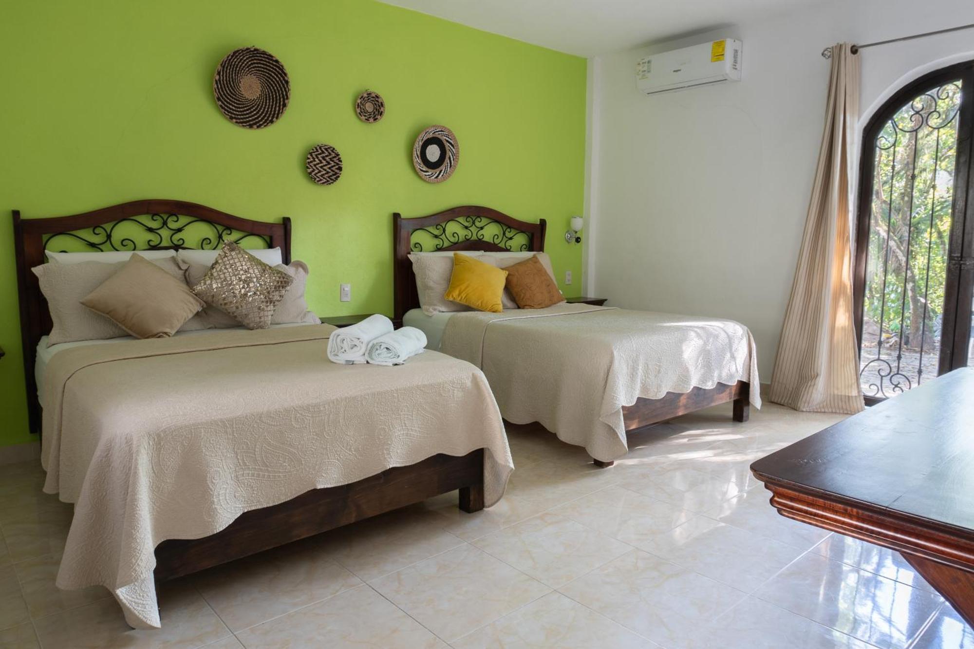 Hotel Paraiso Encantado Хилитла Экстерьер фото